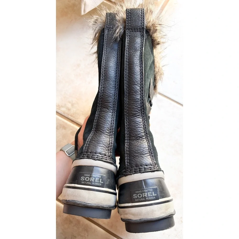 Sorel Joan of Arctic Black Waterproof Winter Snow Boots Faux Fur Trim Size 9